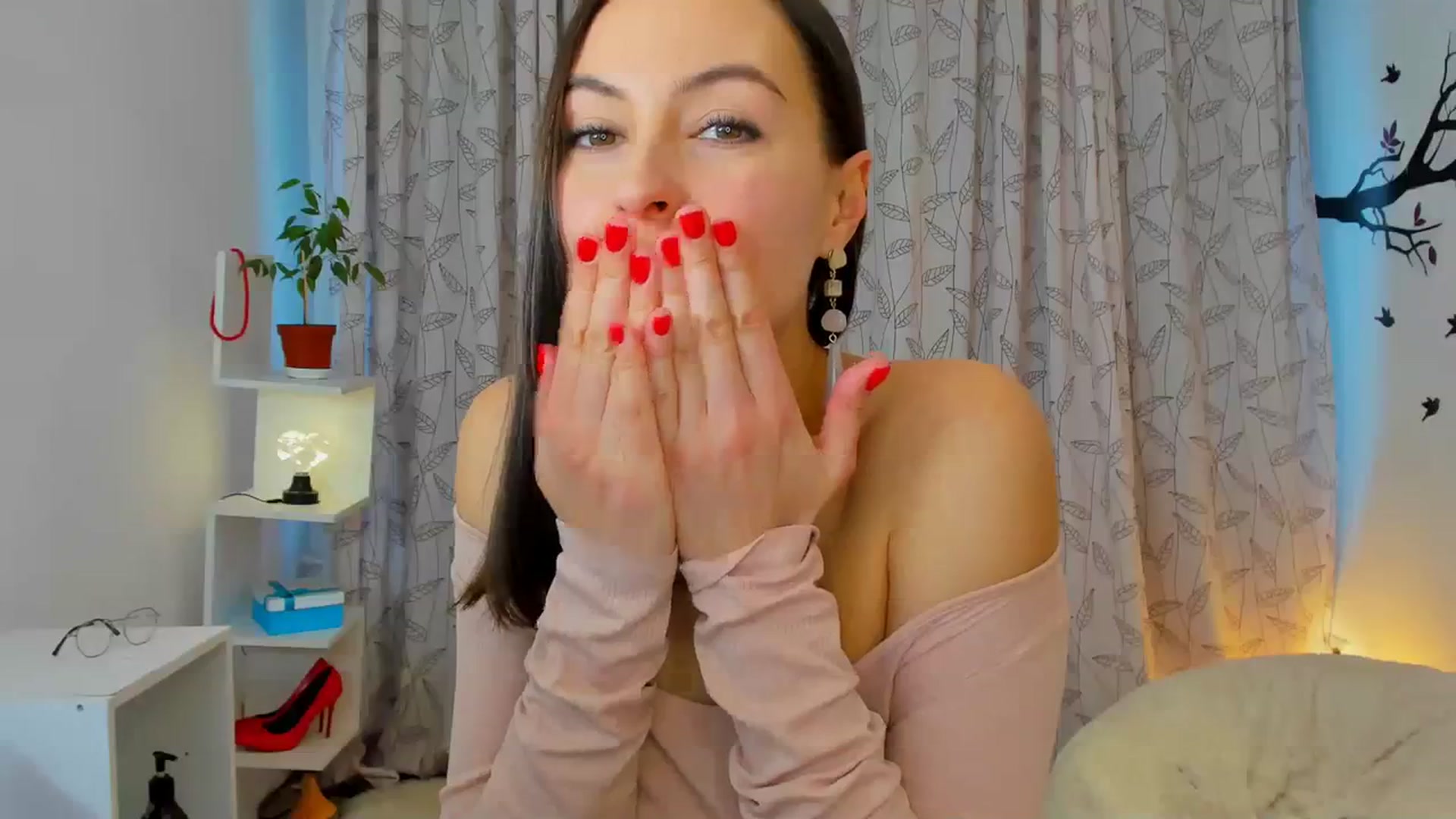 Gallery image thumbnail from Jane__Bond's myfreecams stream on, 11/19/2023, 13:48 image 3 of 20