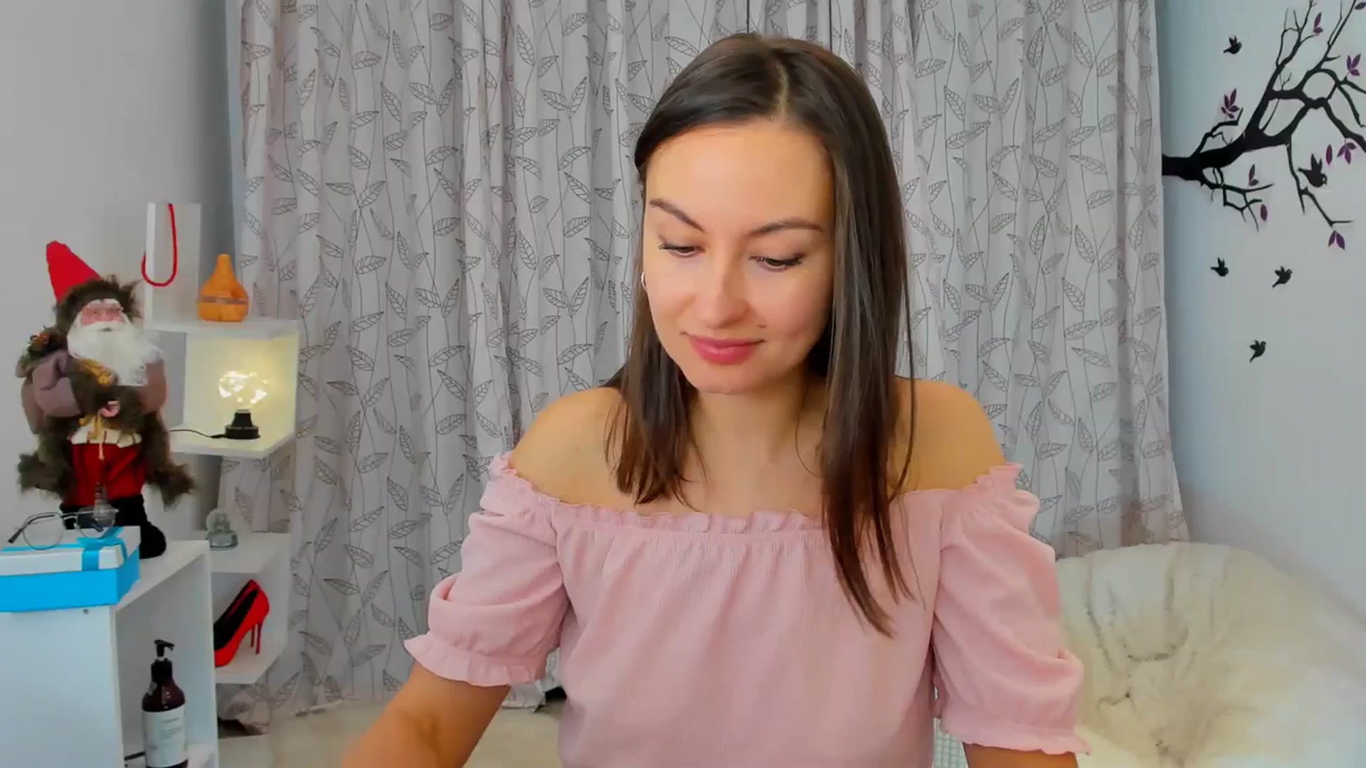 Gallery image thumbnail from Jane__Bond's myfreecams stream on, 12/09/2023, 16:54 image 3 of 20