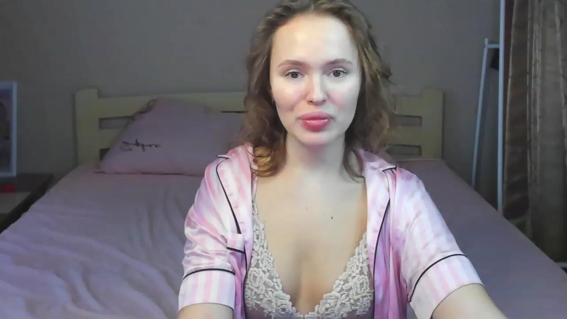 Gallery image thumbnail from Janebergman's myfreecams stream on, 12/21/2022, 12:20 image 19 of 20