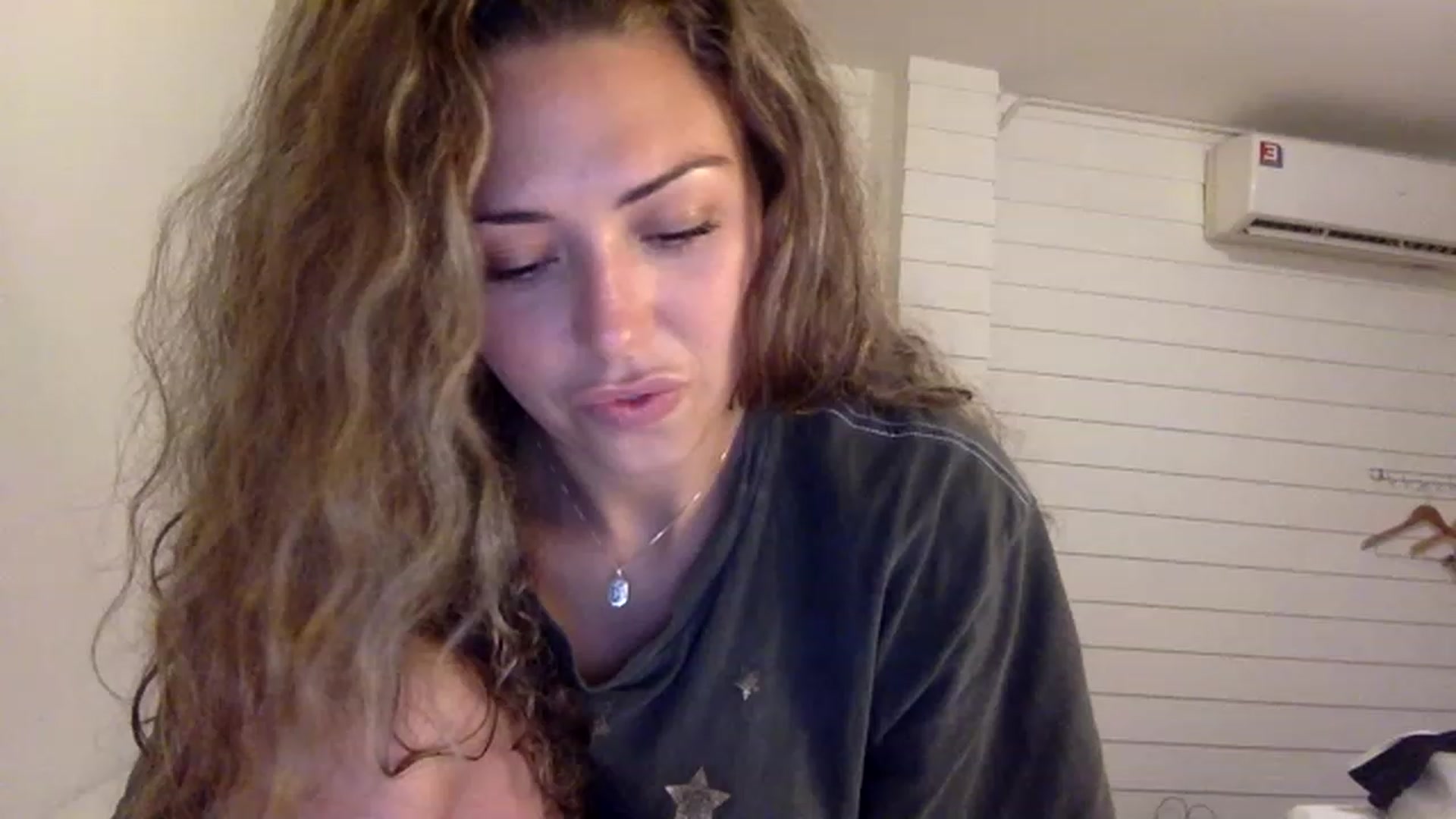Gallery image thumbnail from Janesworldxo's myfreecams stream on, 12/07/2022, 08:35 image 20 of 20