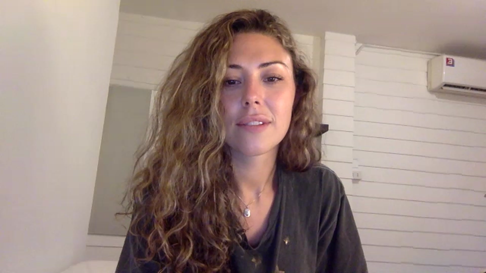Gallery image thumbnail from Janesworldxo's myfreecams stream on, 12/07/2022, 09:14 image 10 of 20