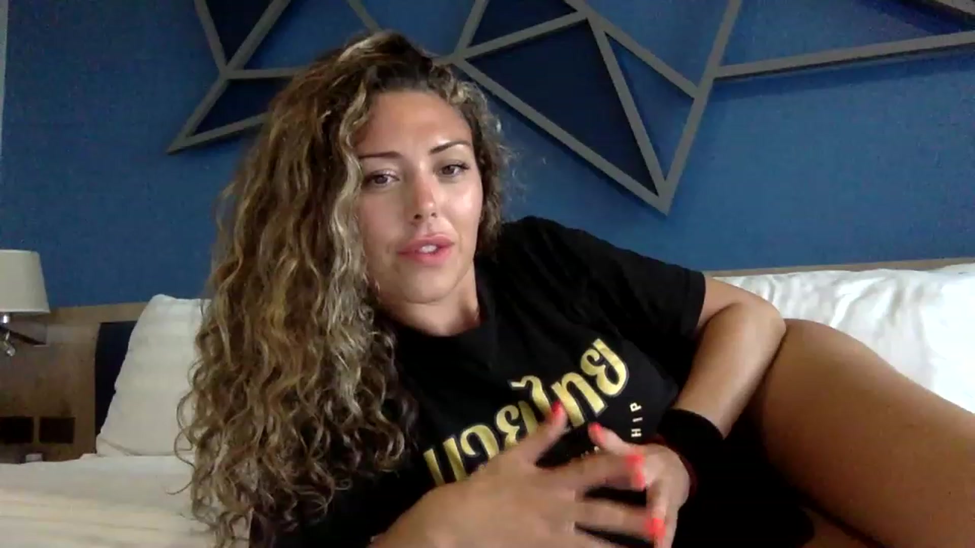 Gallery image thumbnail from Janesworldxo's myfreecams stream on, 01/18/2023, 11:38 image 2 of 20