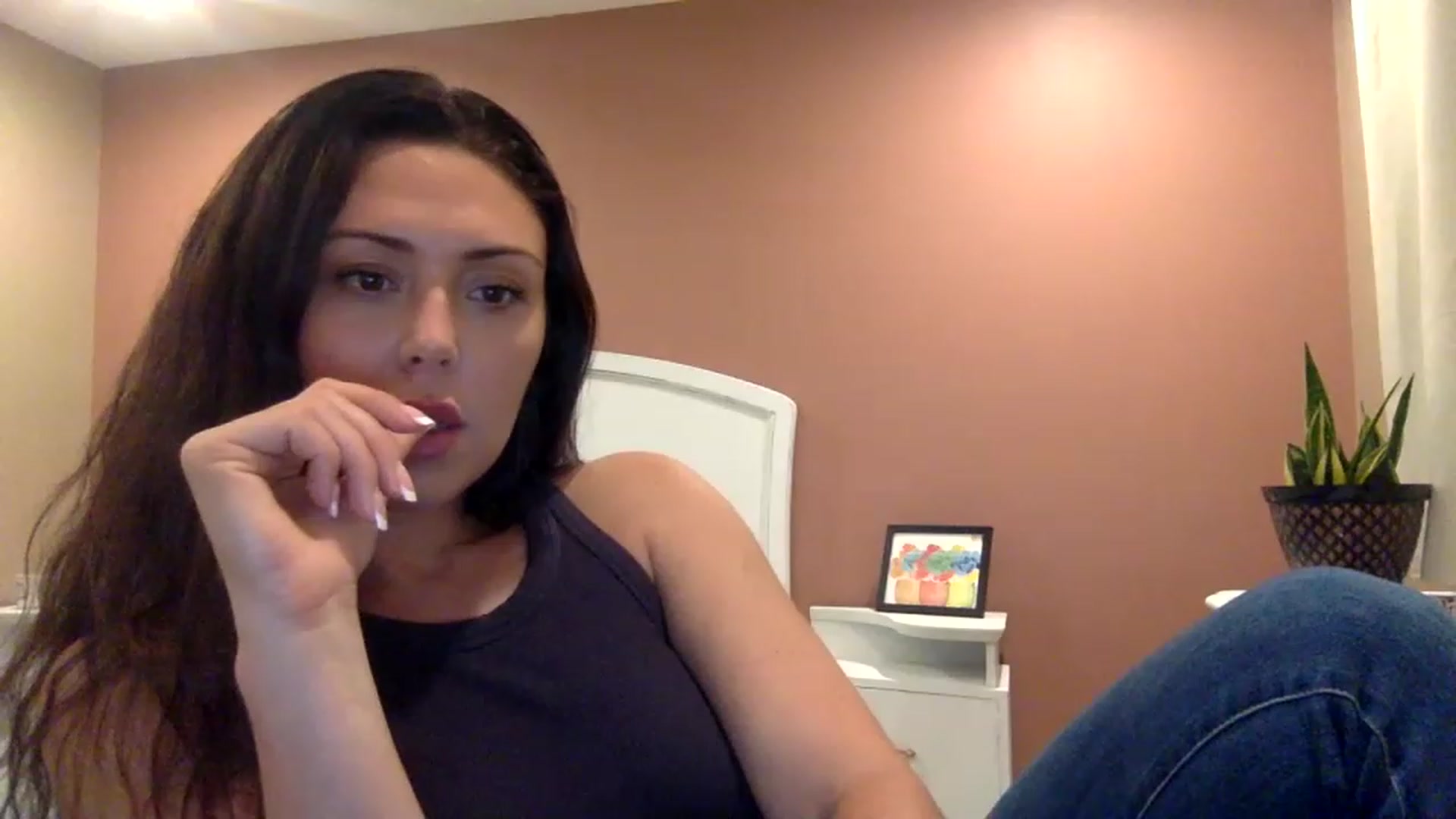 Gallery image thumbnail from Janesworldxo's myfreecams stream on, 03/07/2023, 09:46 image 8 of 20