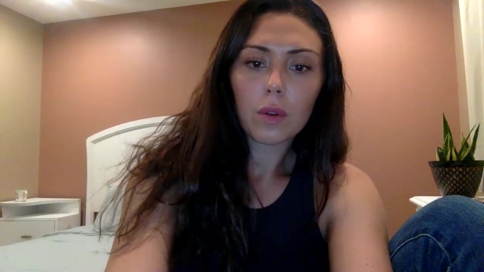 Gallery image thumbnail from Janesworldxo's myfreecams stream on, 03/07/2023, 09:46 image 16 of 20