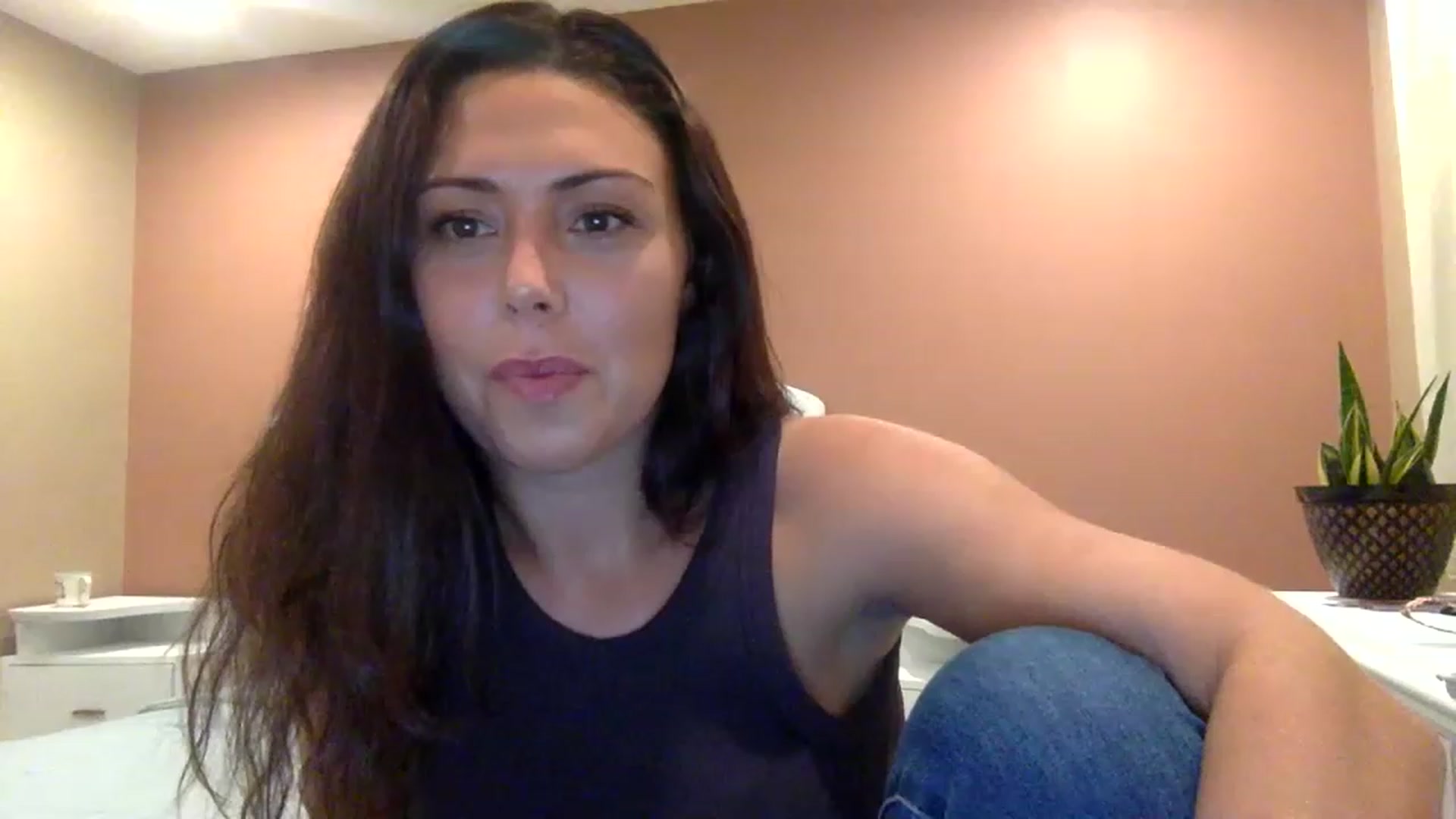 Gallery image thumbnail from Janesworldxo's myfreecams stream on, 03/07/2023, 09:46 image 9 of 20