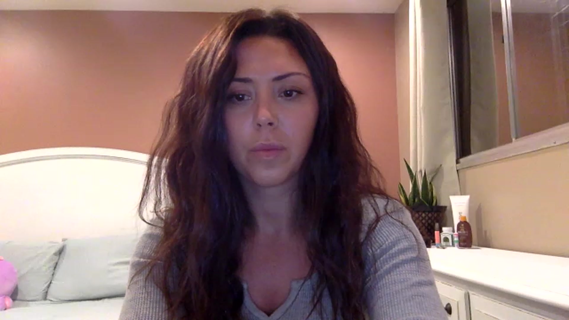 Gallery image thumbnail from Janesworldxo's myfreecams stream on, 03/15/2023, 04:15 image 2 of 20