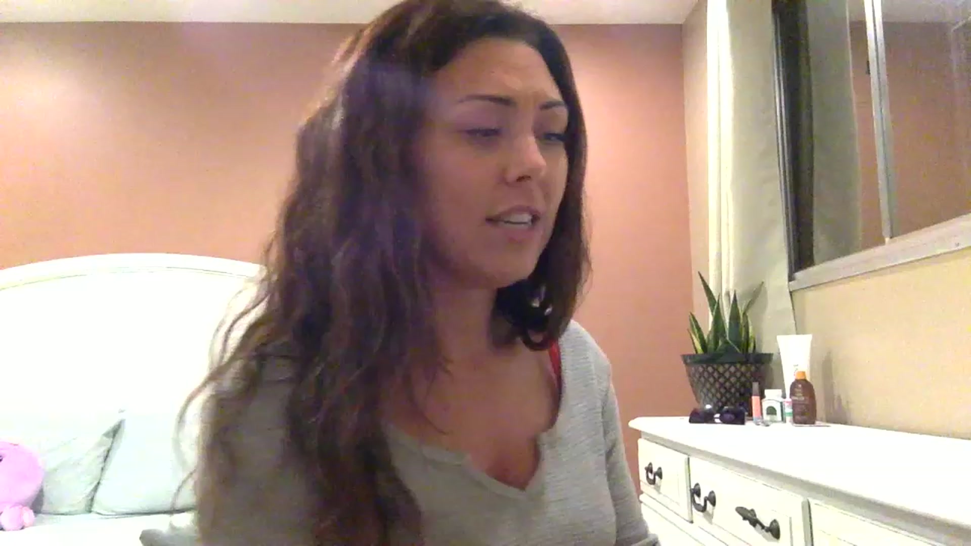 Gallery image thumbnail from Janesworldxo's myfreecams stream on, 03/15/2023, 04:15 image 11 of 20