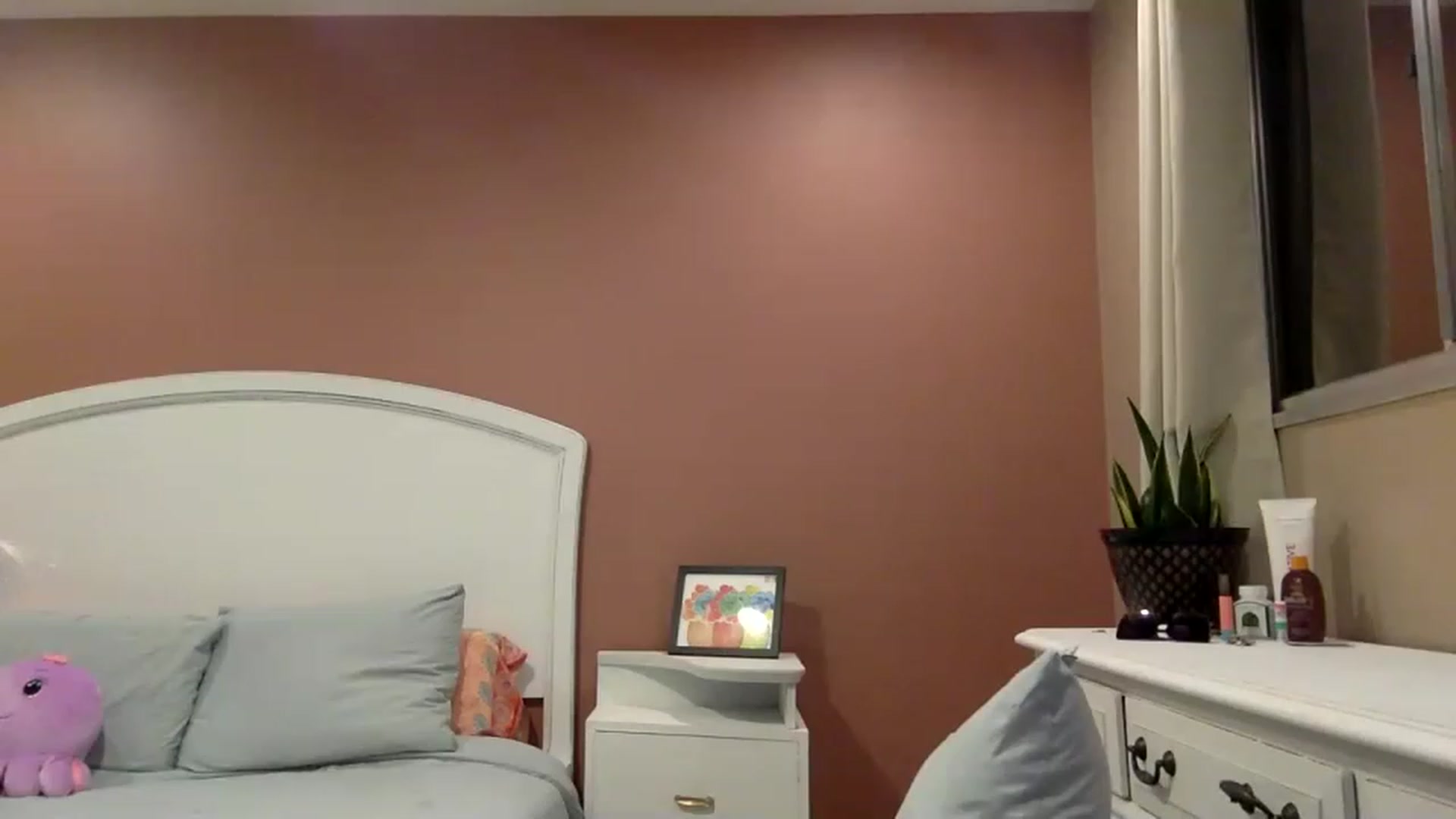 Gallery image thumbnail from Janesworldxo's myfreecams stream on, 03/15/2023, 04:15 image 19 of 20