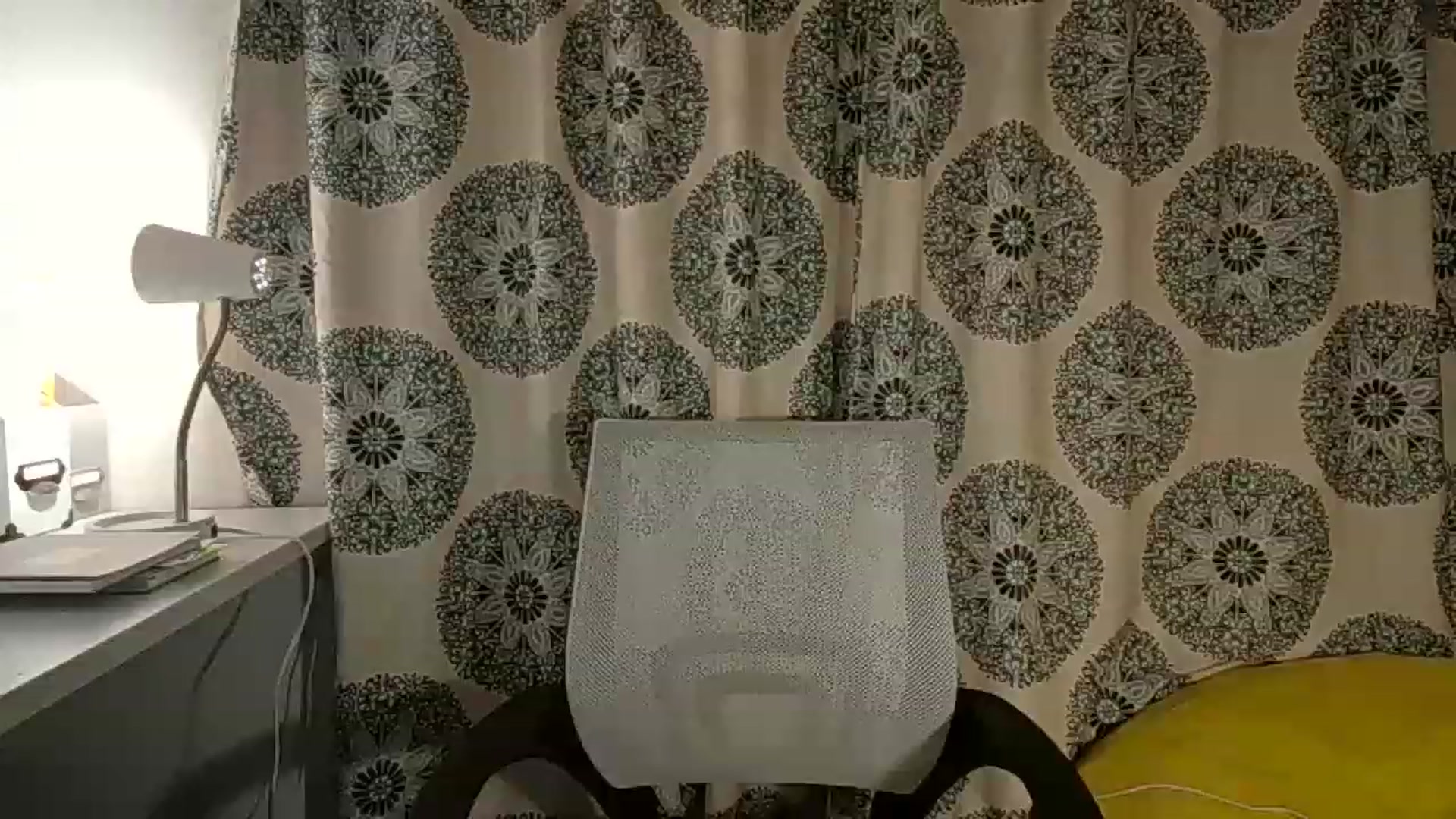 Gallery image thumbnail from Janesworldxo's myfreecams stream on, 07/12/2023, 09:21 image 15 of 20