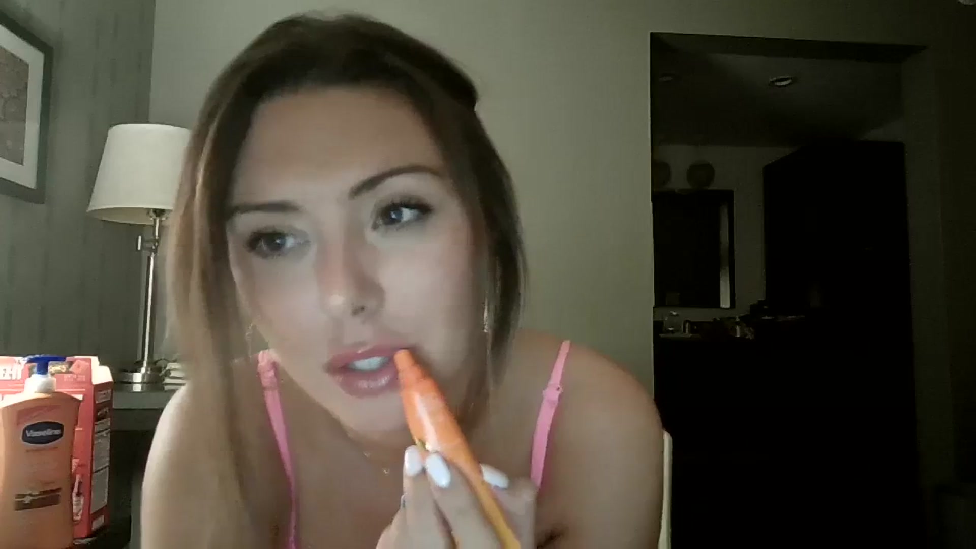 Gallery image thumbnail from Janesworldxo's myfreecams stream on, 09/11/2023, 09:16 image 5 of 20