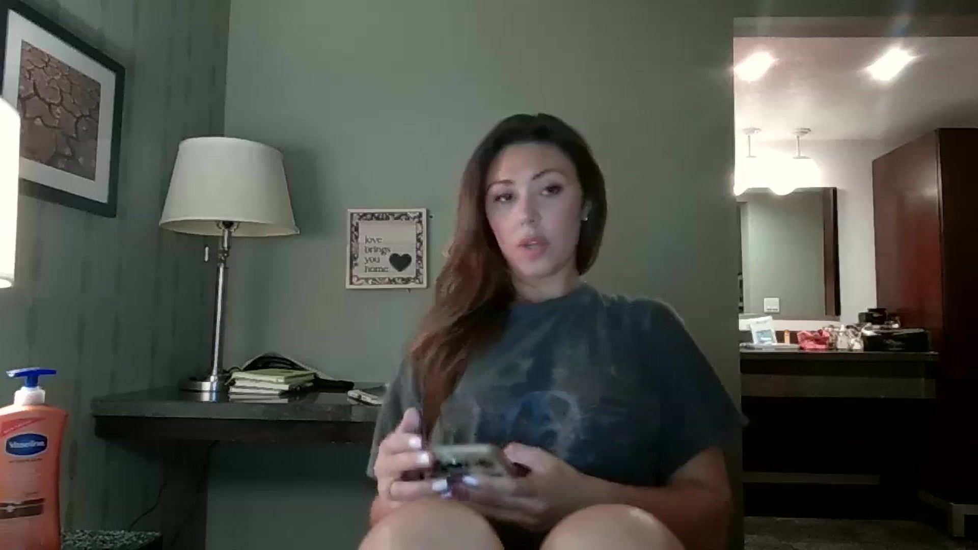 Gallery image thumbnail from Janesworldxo's myfreecams stream on, 09/12/2023, 02:27 image 18 of 20