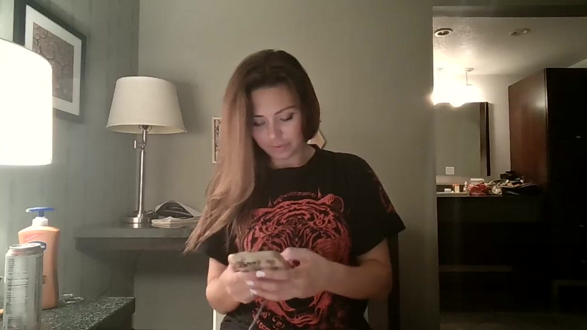 Gallery image thumbnail from Janesworldxo's myfreecams stream on, 09/13/2023, 15:07 image 8 of 20