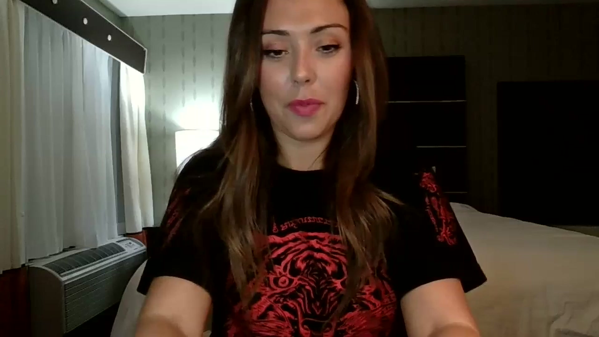 Gallery image thumbnail from Janesworldxo's myfreecams stream on, 09/22/2023, 10:09 image 6 of 20
