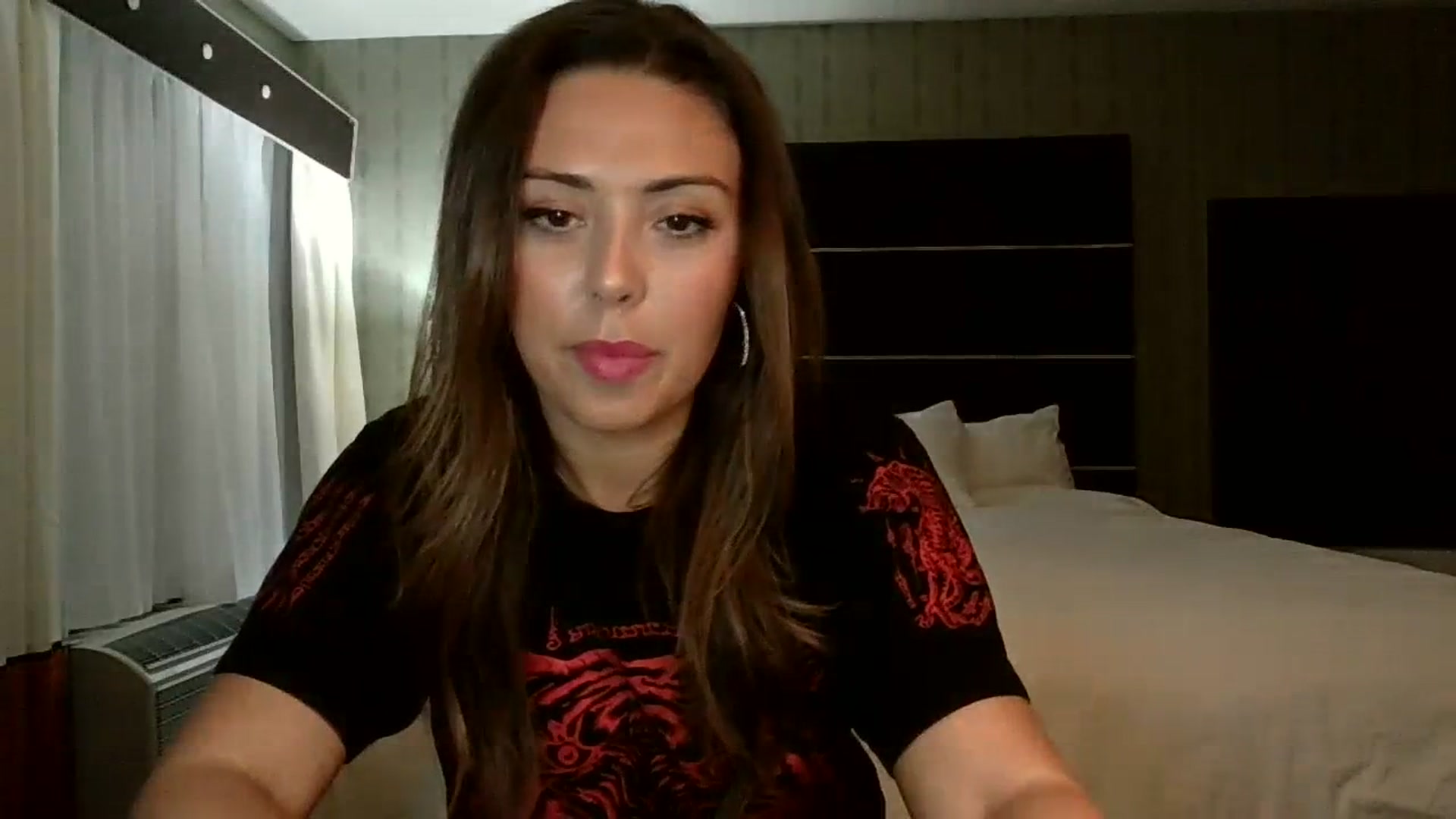 Gallery image thumbnail from Janesworldxo's myfreecams stream on, 09/22/2023, 10:09 image 5 of 20