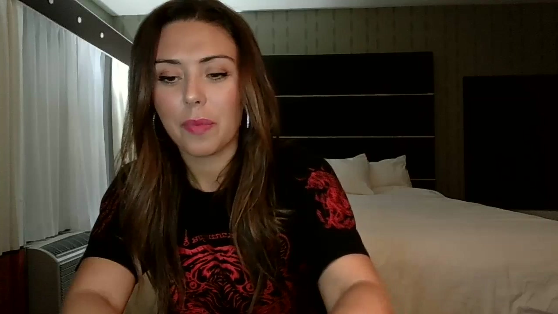 Gallery image thumbnail from Janesworldxo's myfreecams stream on, 09/22/2023, 10:09 image 4 of 20
