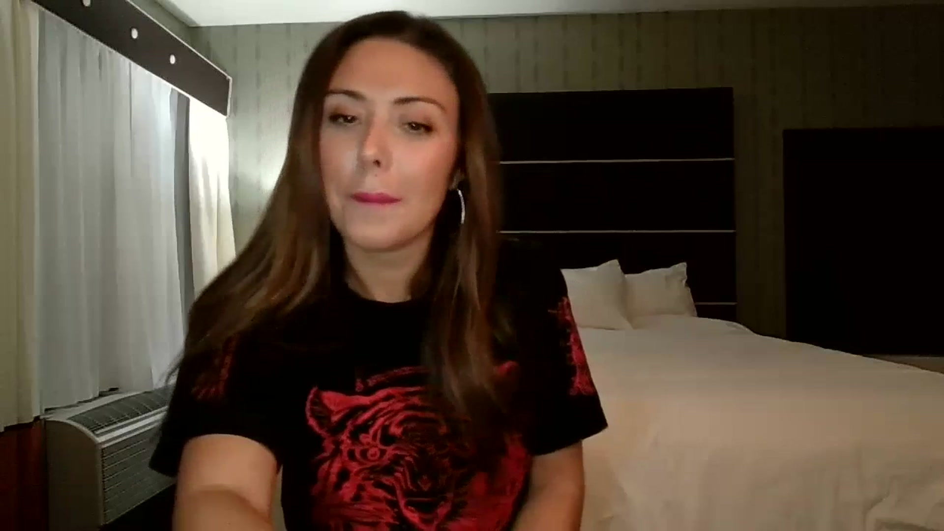 Gallery image thumbnail from Janesworldxo's myfreecams stream on, 09/22/2023, 10:09 image 2 of 20