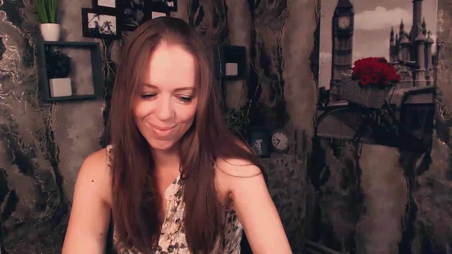 Gallery image thumbnail from JanetJerass_'s myfreecams stream on, 08/13/2026, 06:08 image 16 of 20