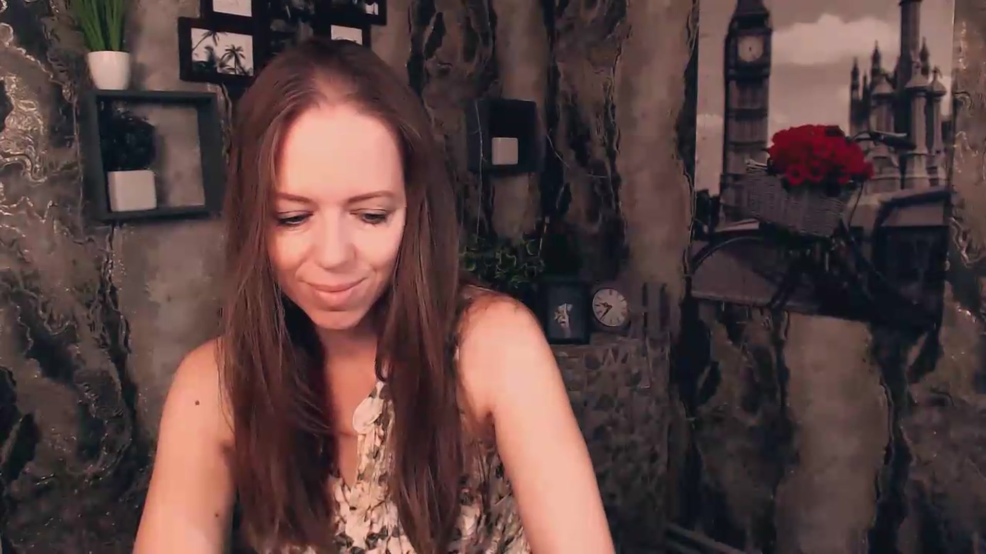 Gallery image thumbnail from JanetJerass_'s myfreecams stream on, 08/13/2026, 06:08 image 12 of 20