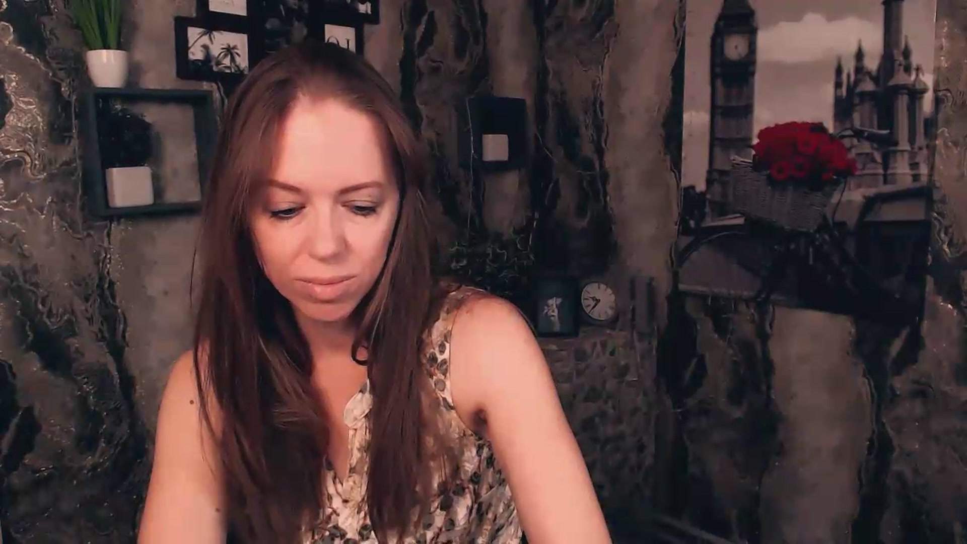 Gallery image thumbnail from JanetJerass_'s myfreecams stream on, 08/13/2026, 06:08 image 14 of 20