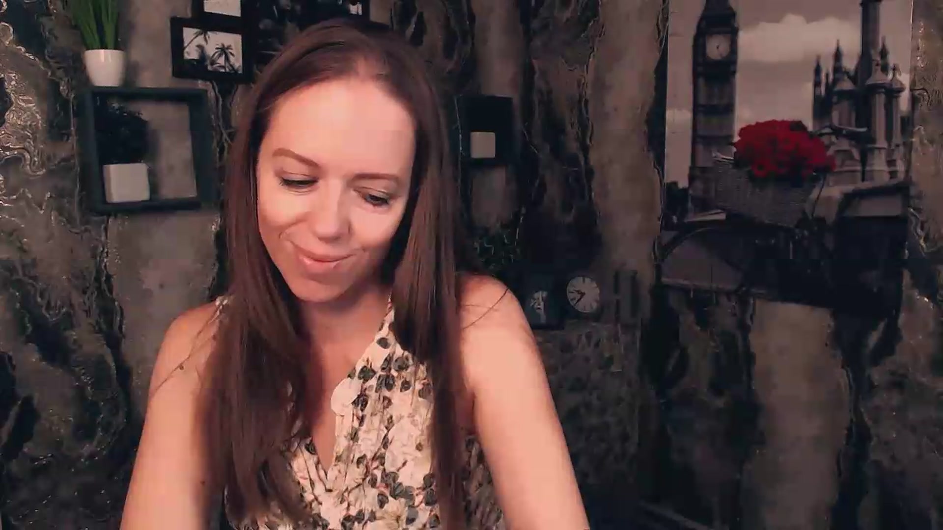 Gallery image thumbnail from JanetJerass_'s myfreecams stream on, 08/13/2026, 06:08 image 9 of 20