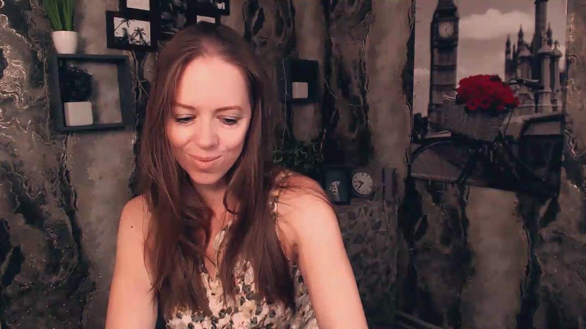 Gallery image thumbnail from JanetJerass_'s myfreecams stream on, 08/13/2026, 06:08 image 10 of 20
