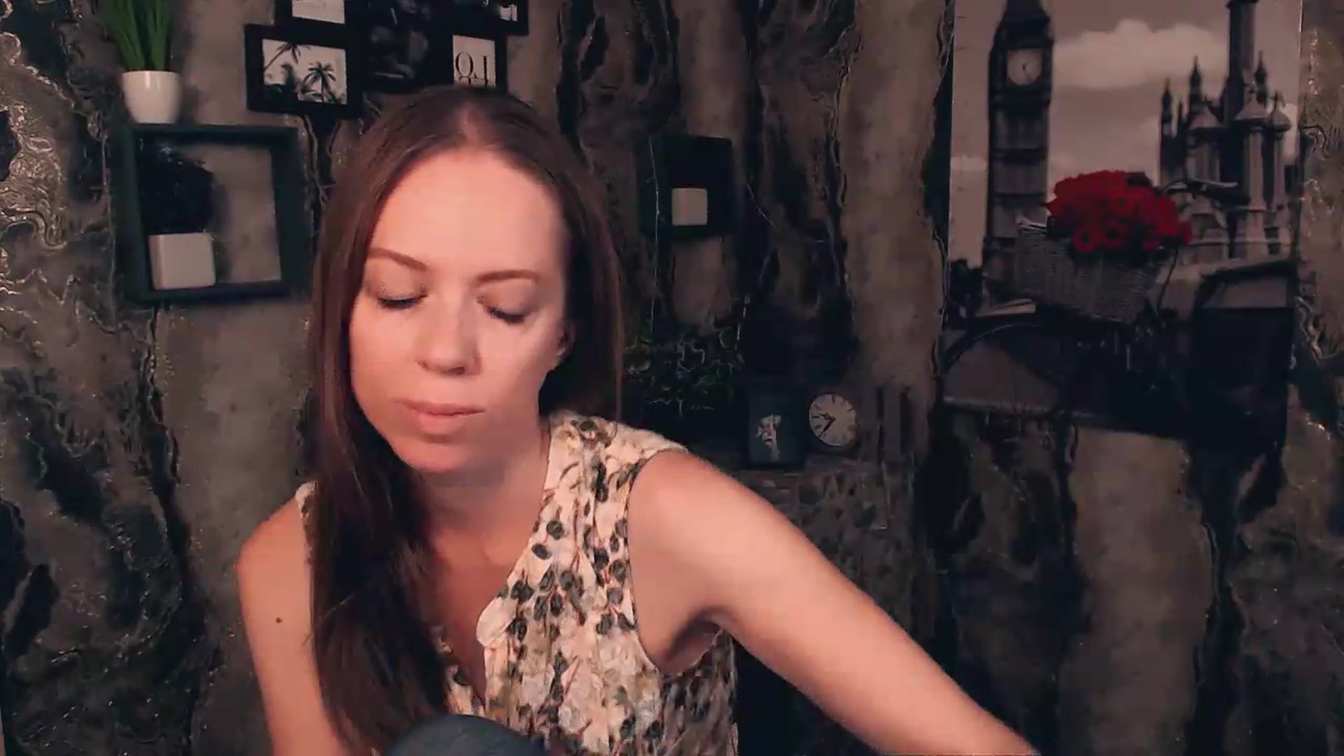 Gallery image thumbnail from JanetJerass_'s myfreecams stream on, 08/13/2026, 07:15 image 16 of 20