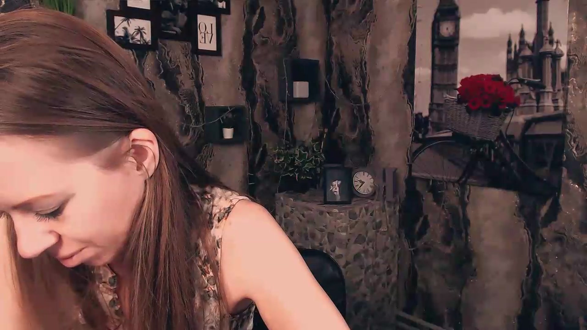 Gallery image thumbnail from JanetJerass_'s myfreecams stream on, 08/13/2026, 07:15 image 4 of 20