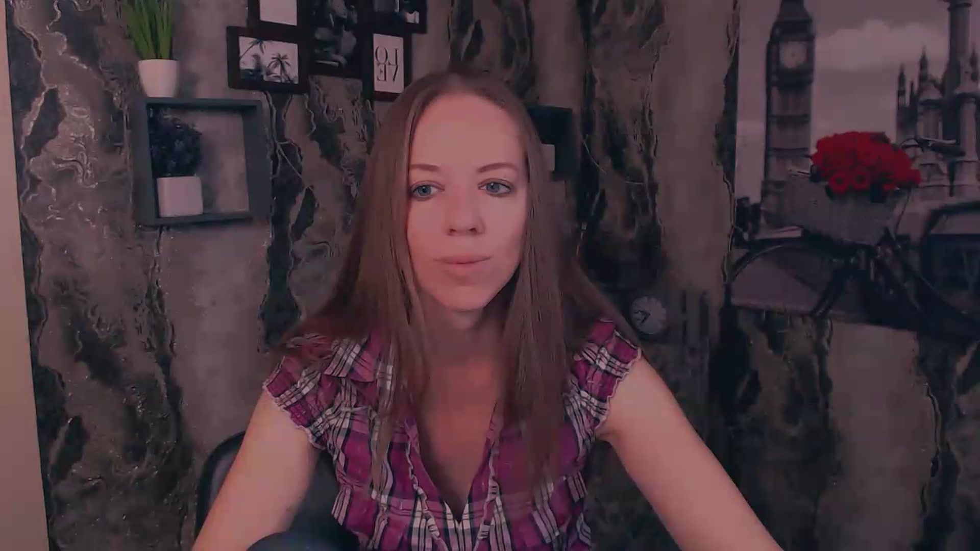 Gallery image thumbnail from JanetJerass_'s myfreecams stream on, 08/20/2026, 05:19 image 13 of 20