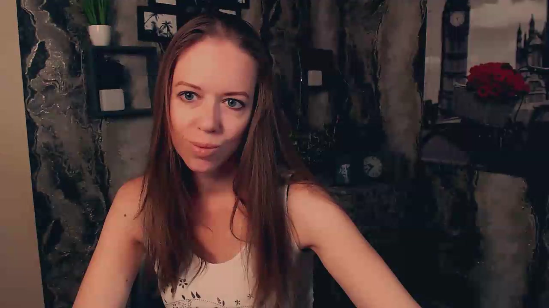 Gallery image thumbnail from JanetJerass_'s myfreecams stream on, 08/31/2026, 04:59 image 18 of 20