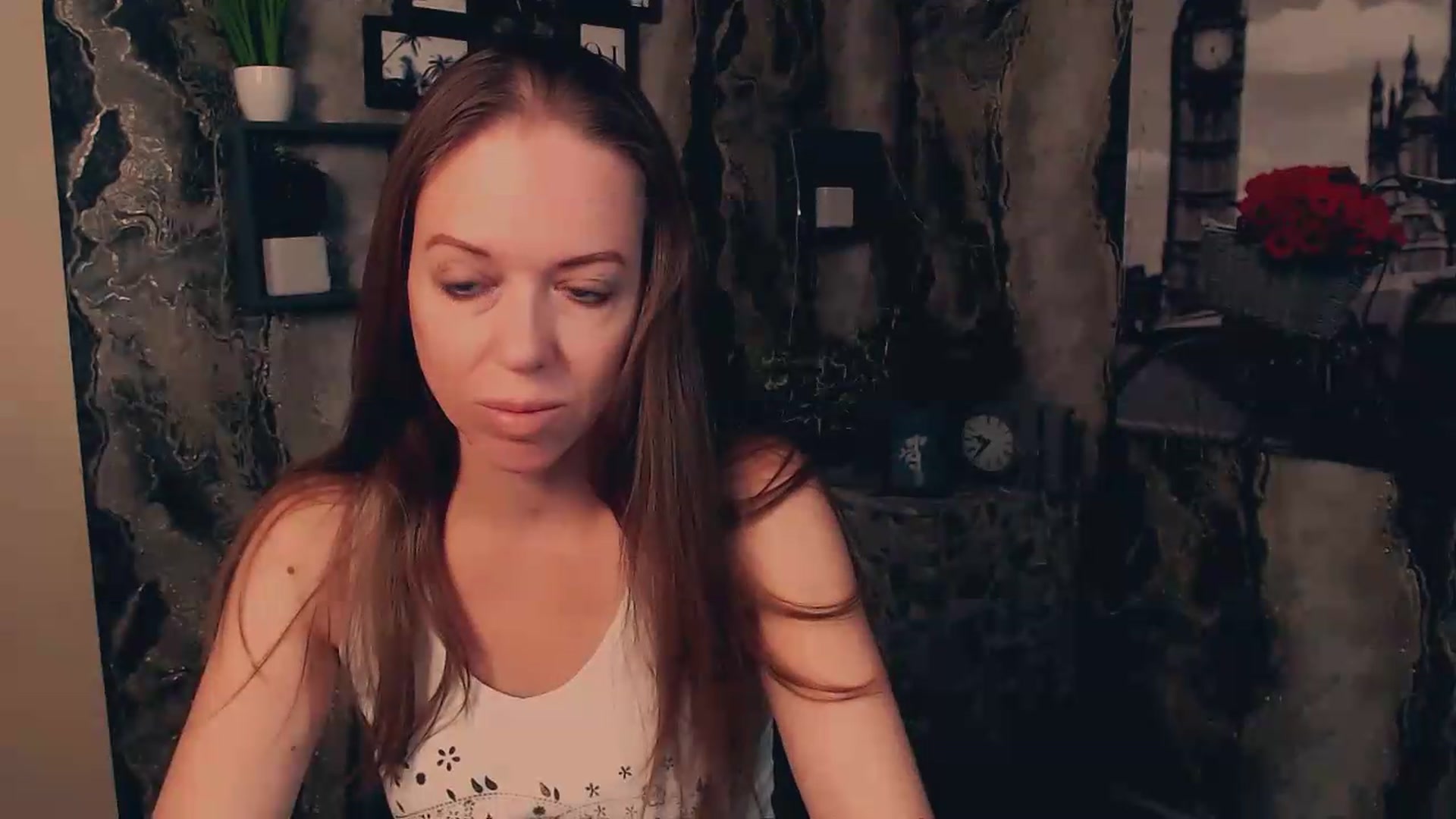 Gallery image thumbnail from JanetJerass_'s myfreecams stream on, 08/31/2026, 04:59 image 11 of 20