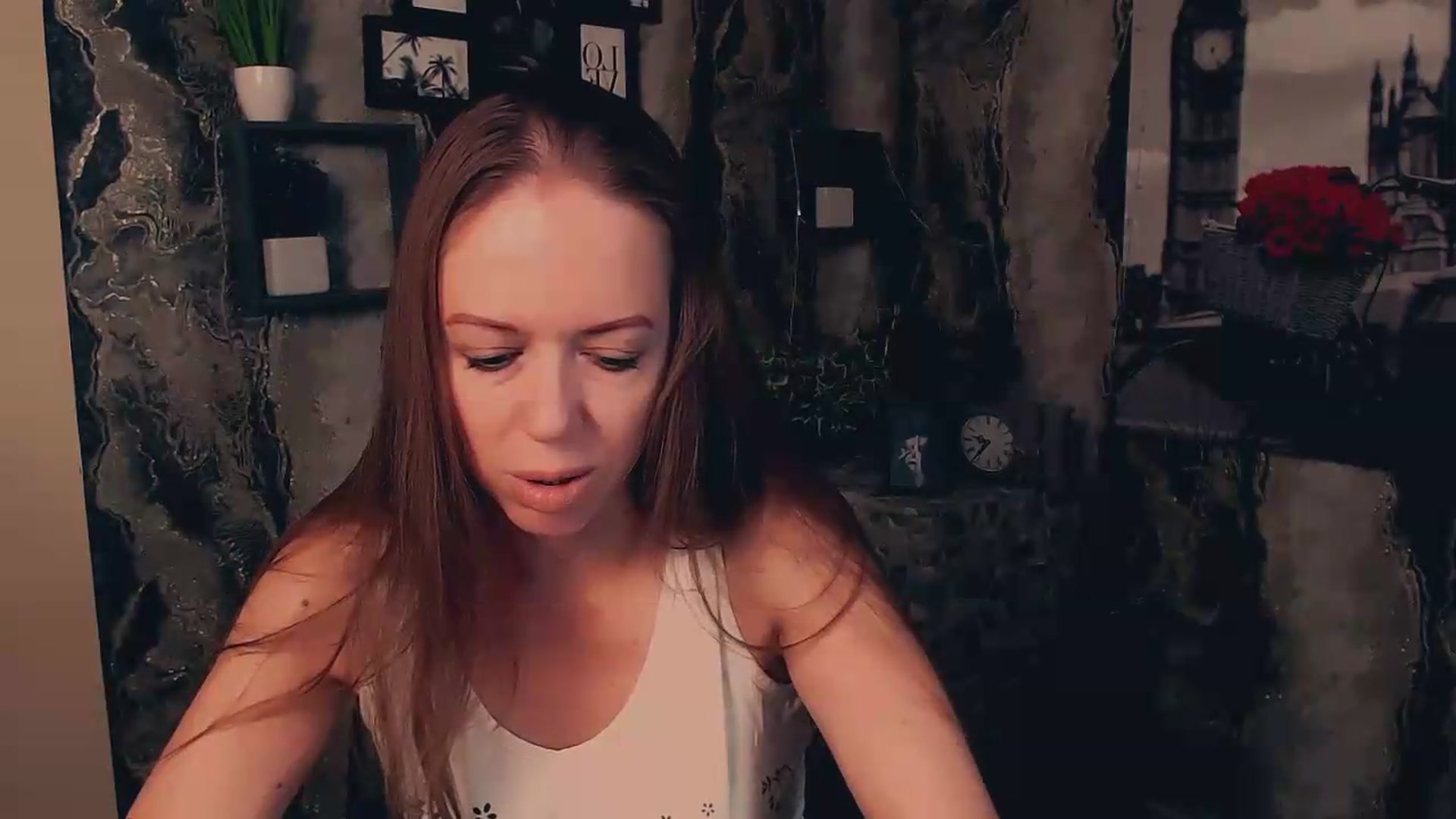 Gallery image thumbnail from JanetJerass_'s myfreecams stream on, 08/31/2026, 04:59 image 3 of 20
