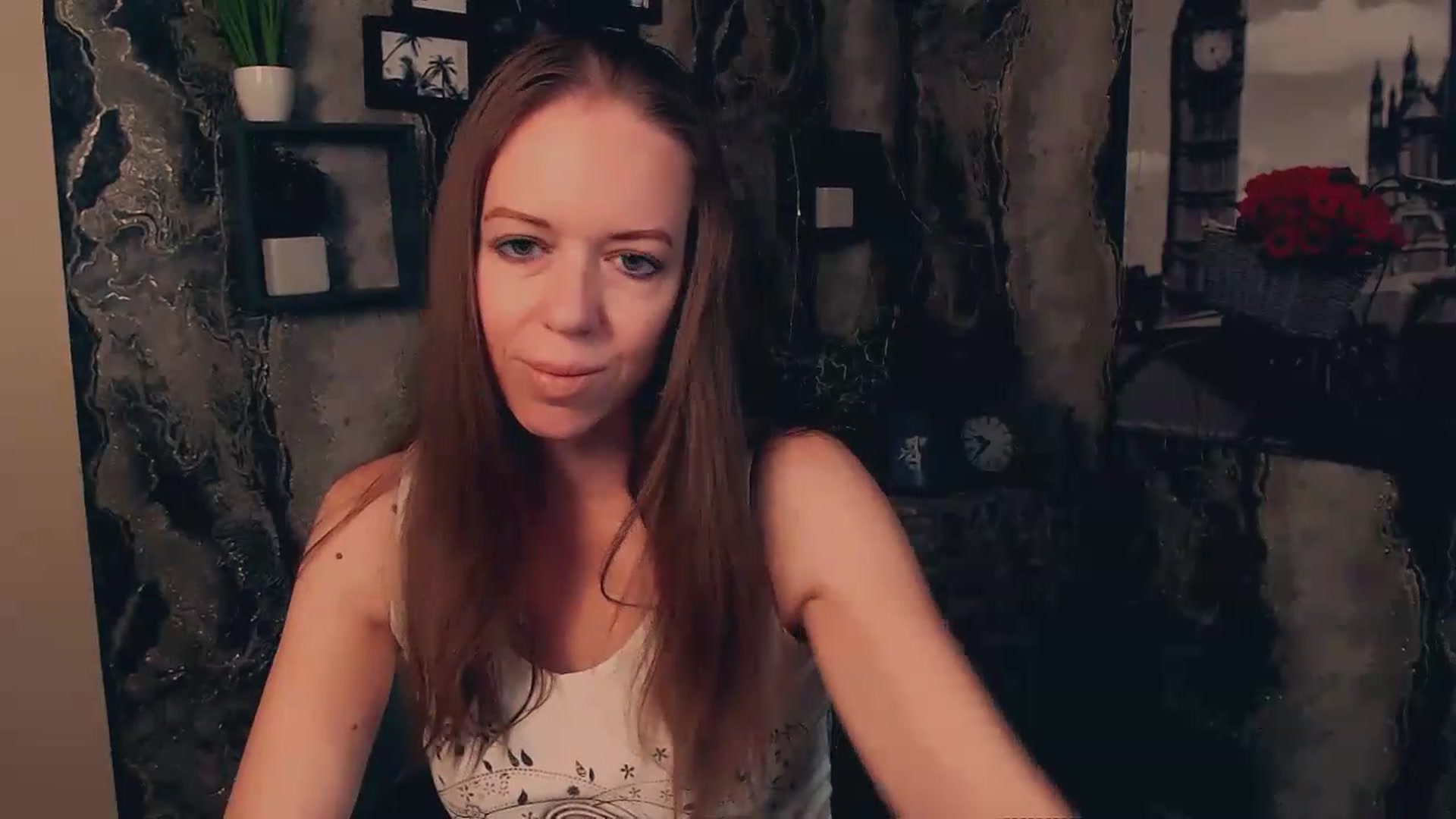 Gallery image thumbnail from JanetJerass_'s myfreecams stream on, 08/31/2026, 04:59 image 16 of 20