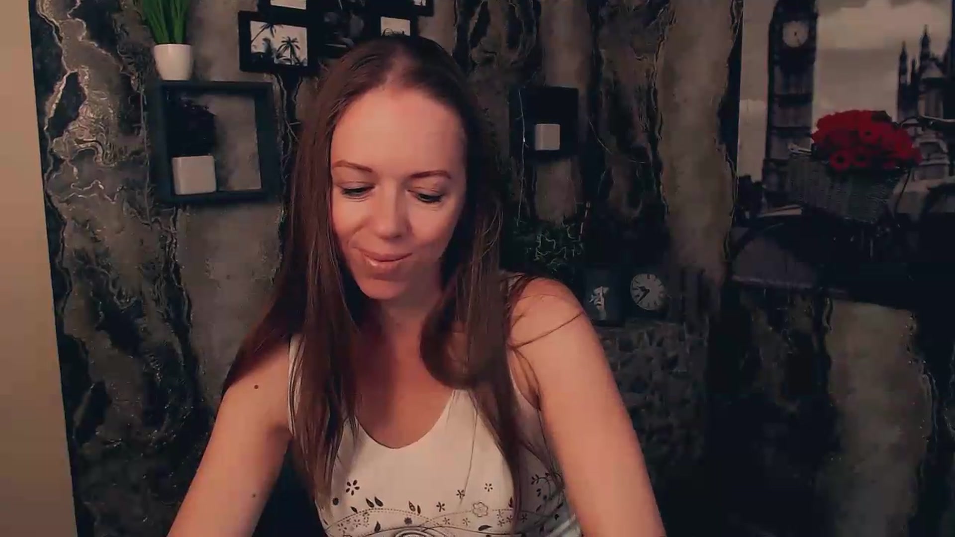 Gallery image thumbnail from JanetJerass_'s myfreecams stream on, 08/31/2026, 09:04 image 9 of 20