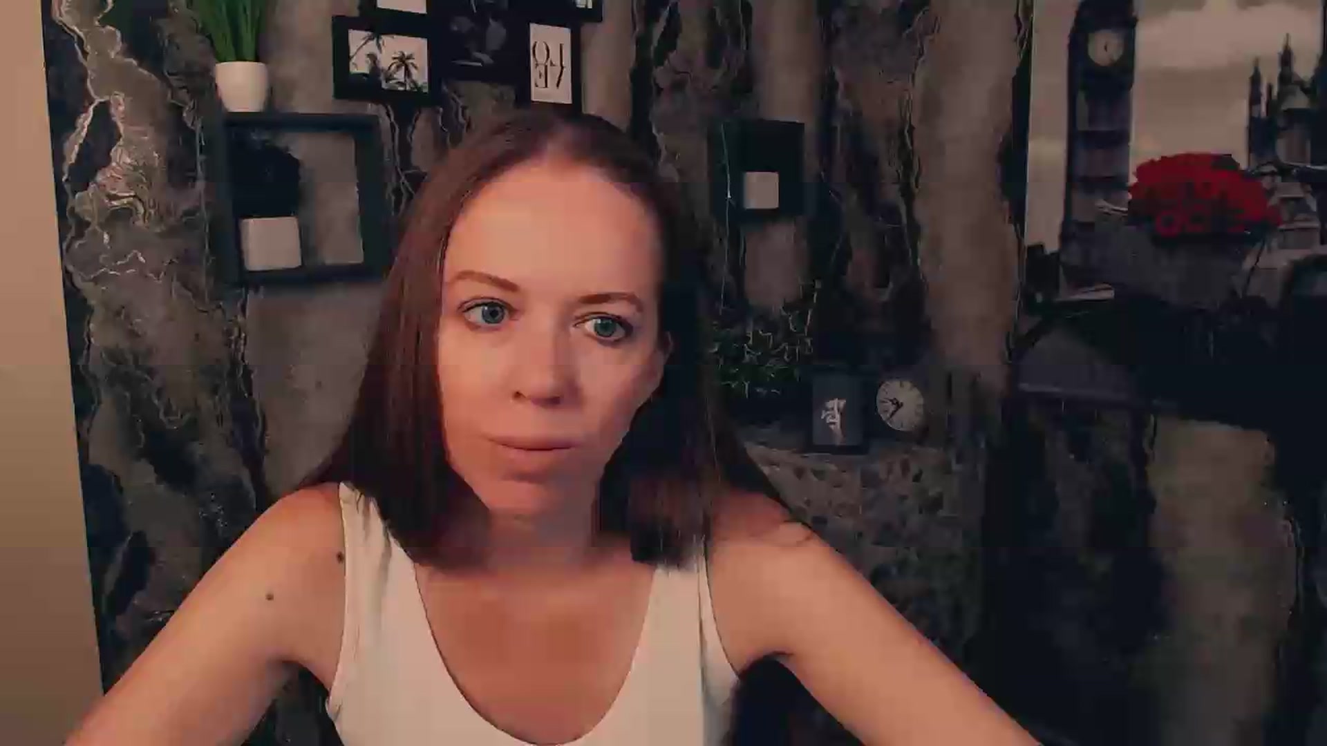 Gallery image thumbnail from JanetJerass_'s myfreecams stream on, 08/31/2026, 09:04 image 1 of 20