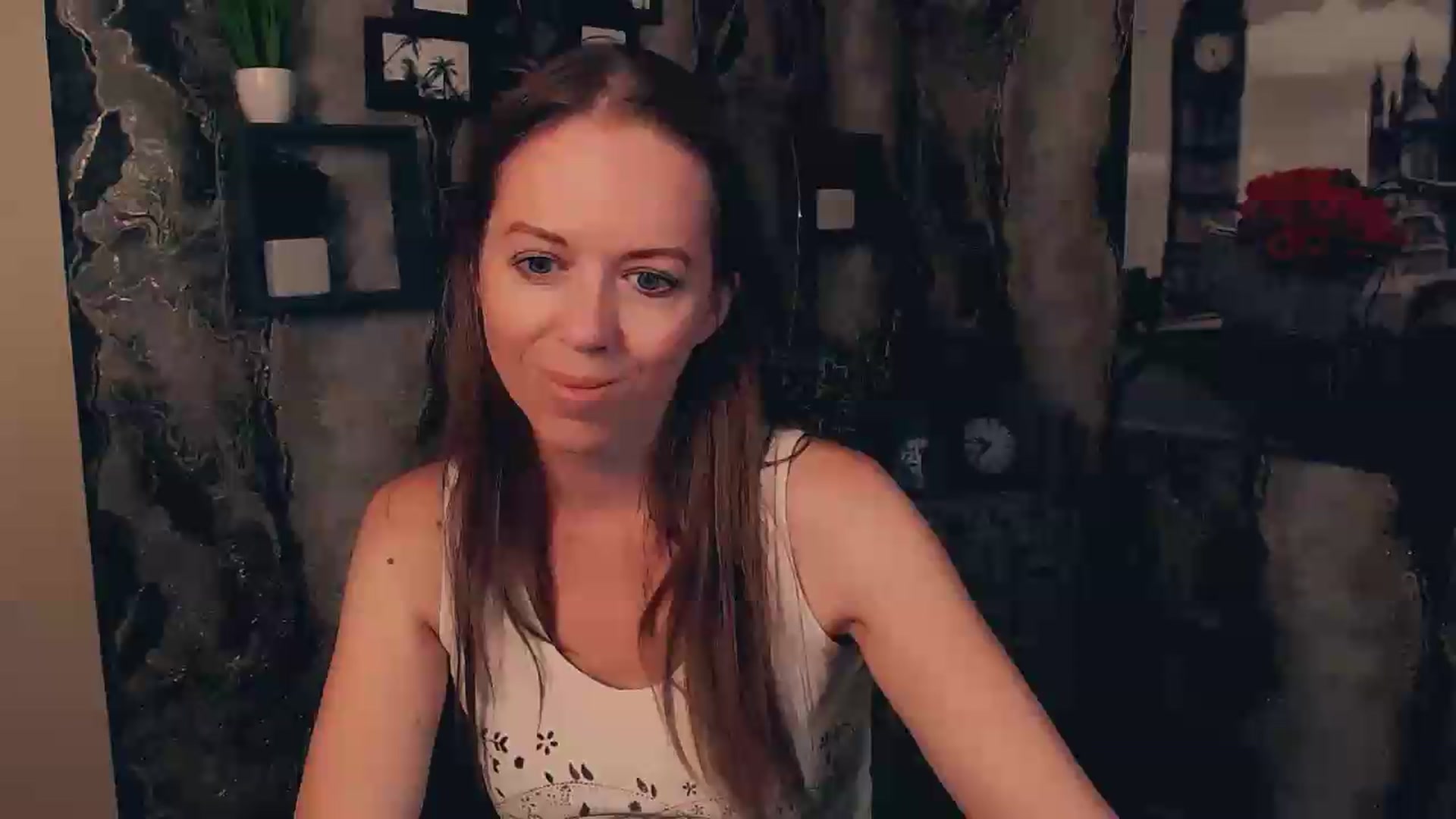 Gallery image thumbnail from JanetJerass_'s myfreecams stream on, 08/31/2026, 10:10 image 12 of 20