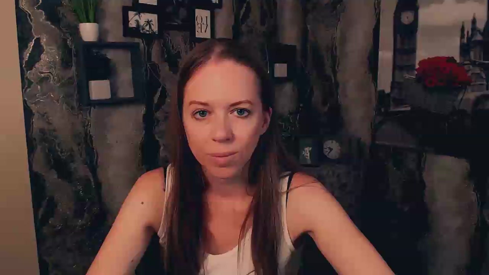 Gallery image thumbnail from JanetJerass_'s myfreecams stream on, 08/31/2026, 10:10 image 1 of 20