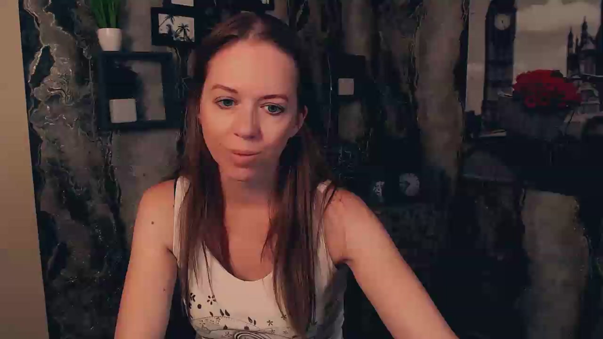 Gallery image thumbnail from JanetJerass_'s myfreecams stream on, 08/31/2026, 10:10 image 7 of 20
