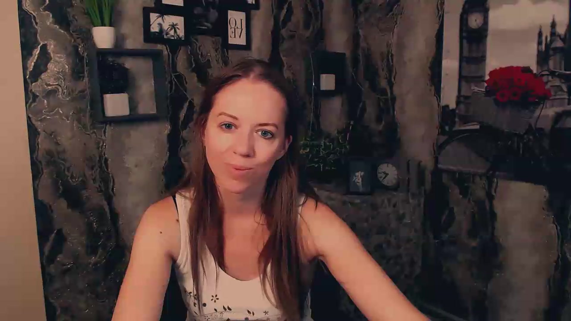 Gallery image thumbnail from JanetJerass_'s myfreecams stream on, 08/31/2026, 10:10 image 11 of 20