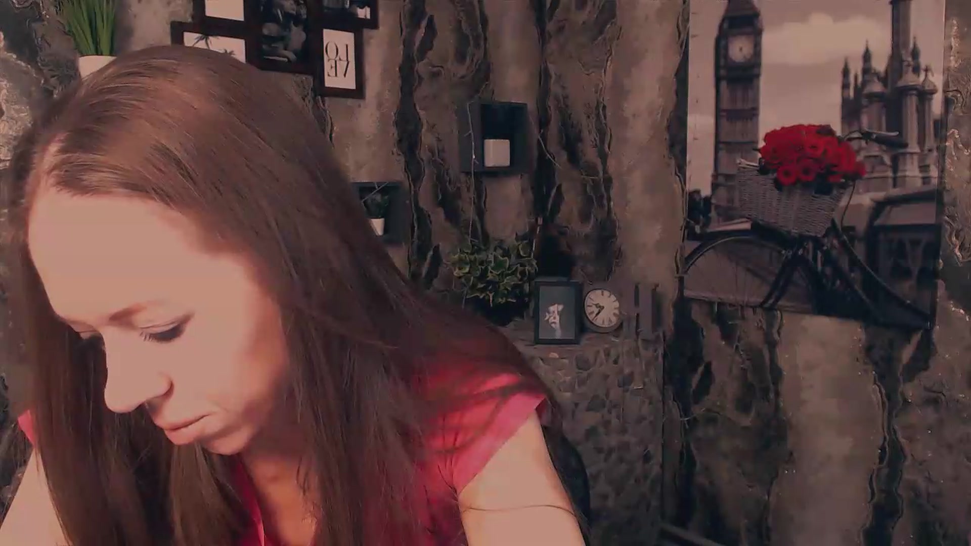 Gallery image thumbnail from JanetJerass_'s myfreecams stream on, 09/04/2026, 05:28 image 6 of 20