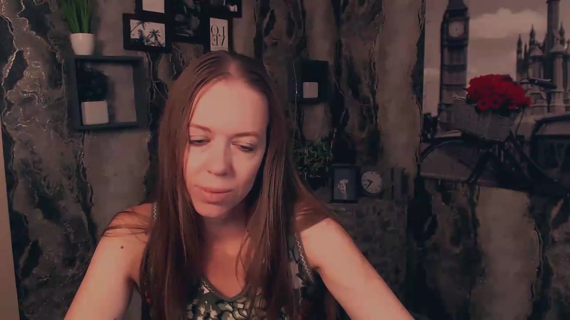 Gallery image thumbnail from JanetJerass_'s myfreecams stream on, 09/05/2026, 10:04 image 14 of 20