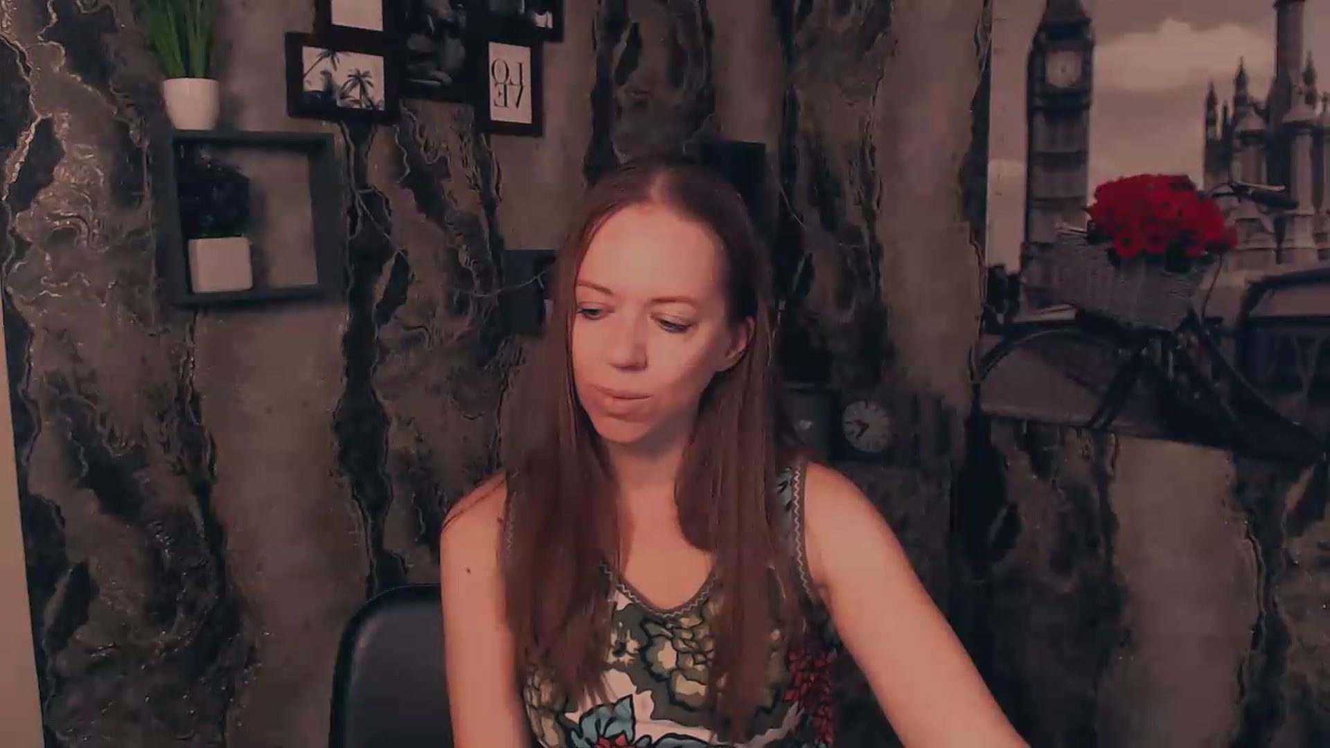 Gallery image thumbnail from JanetJerass_'s myfreecams stream on, 09/05/2026, 10:04 image 10 of 20