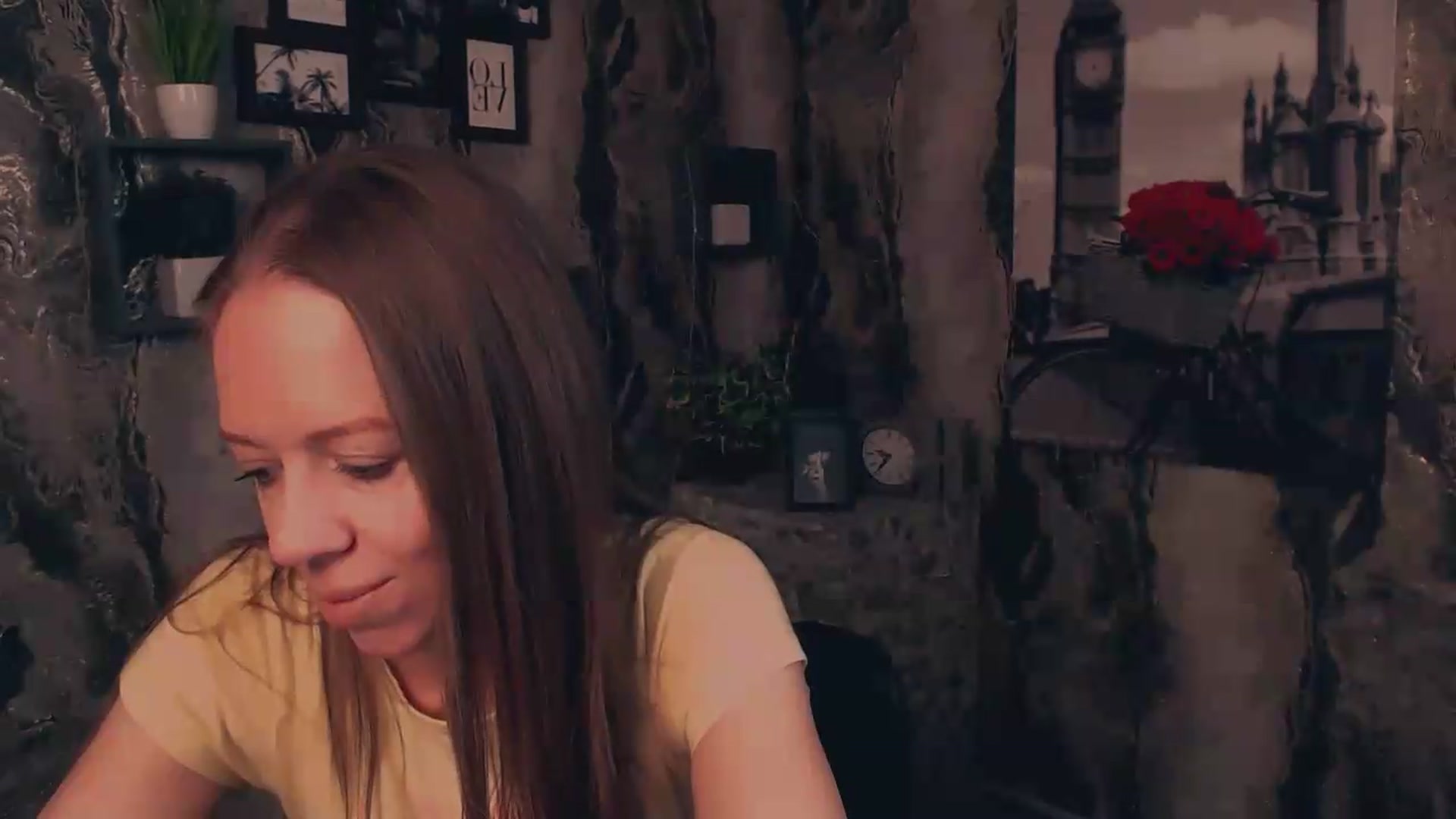 Gallery image thumbnail from JanetJerass_'s myfreecams stream on, 09/25/2026, 09:51 image 18 of 20