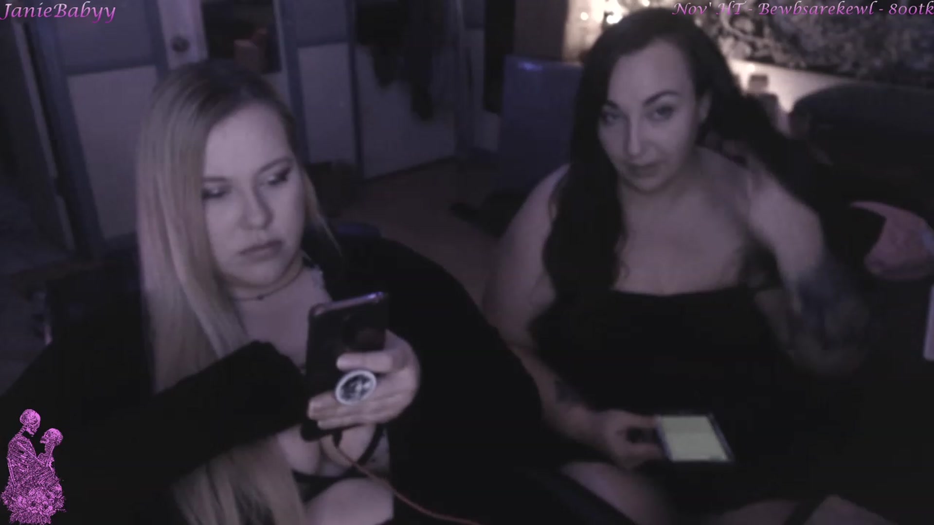 Gallery image thumbnail from JanieBabyy's myfreecams stream on, 12/06/2022, 06:02 image 11 of 20
