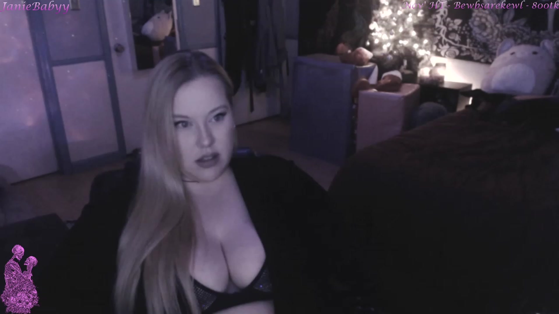 Gallery image thumbnail from JanieBabyy's myfreecams stream on, 12/09/2022, 06:19 image 9 of 20