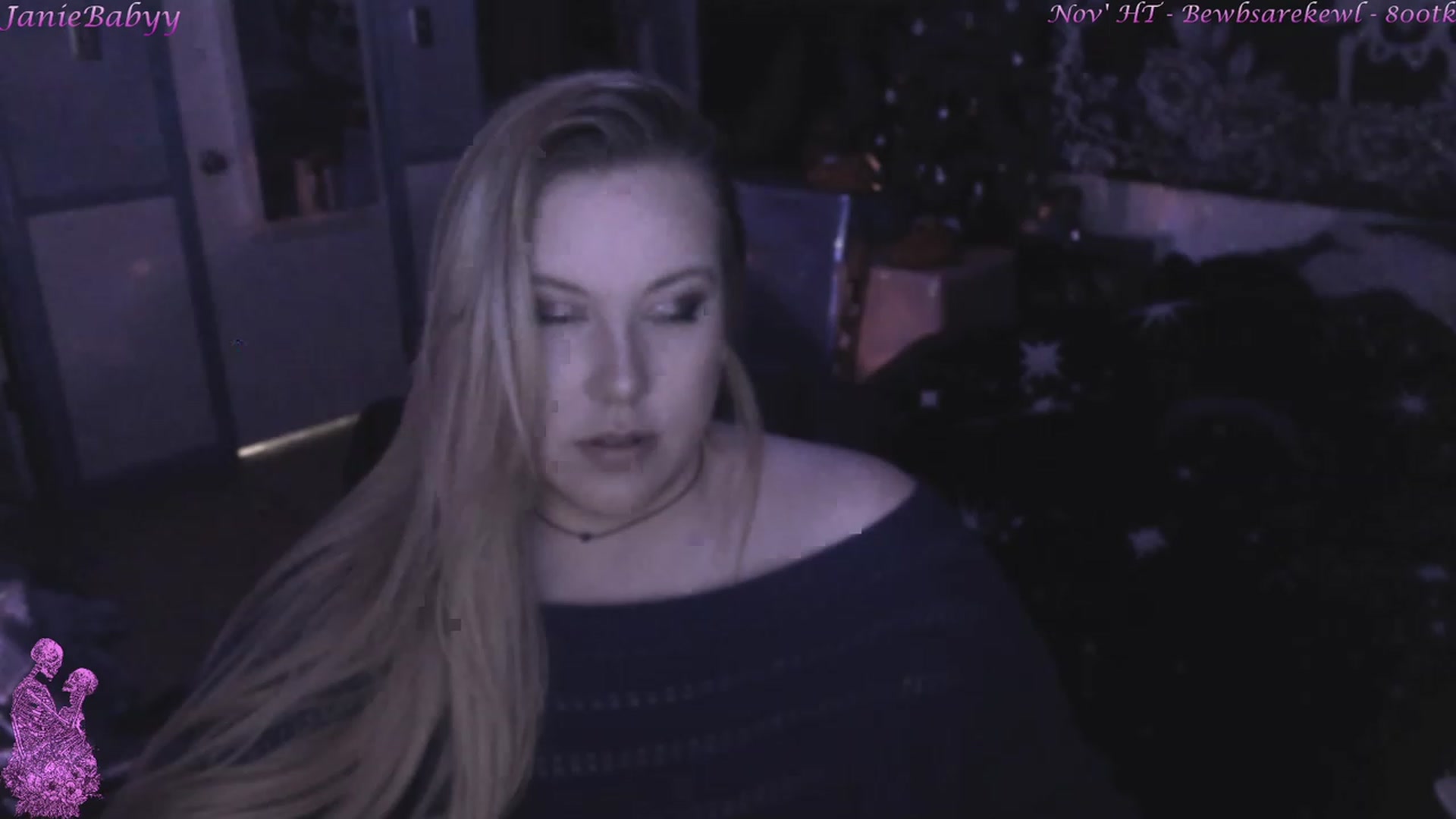 Gallery image thumbnail from JanieBabyy's myfreecams stream on, 12/12/2022, 05:15 image 16 of 20