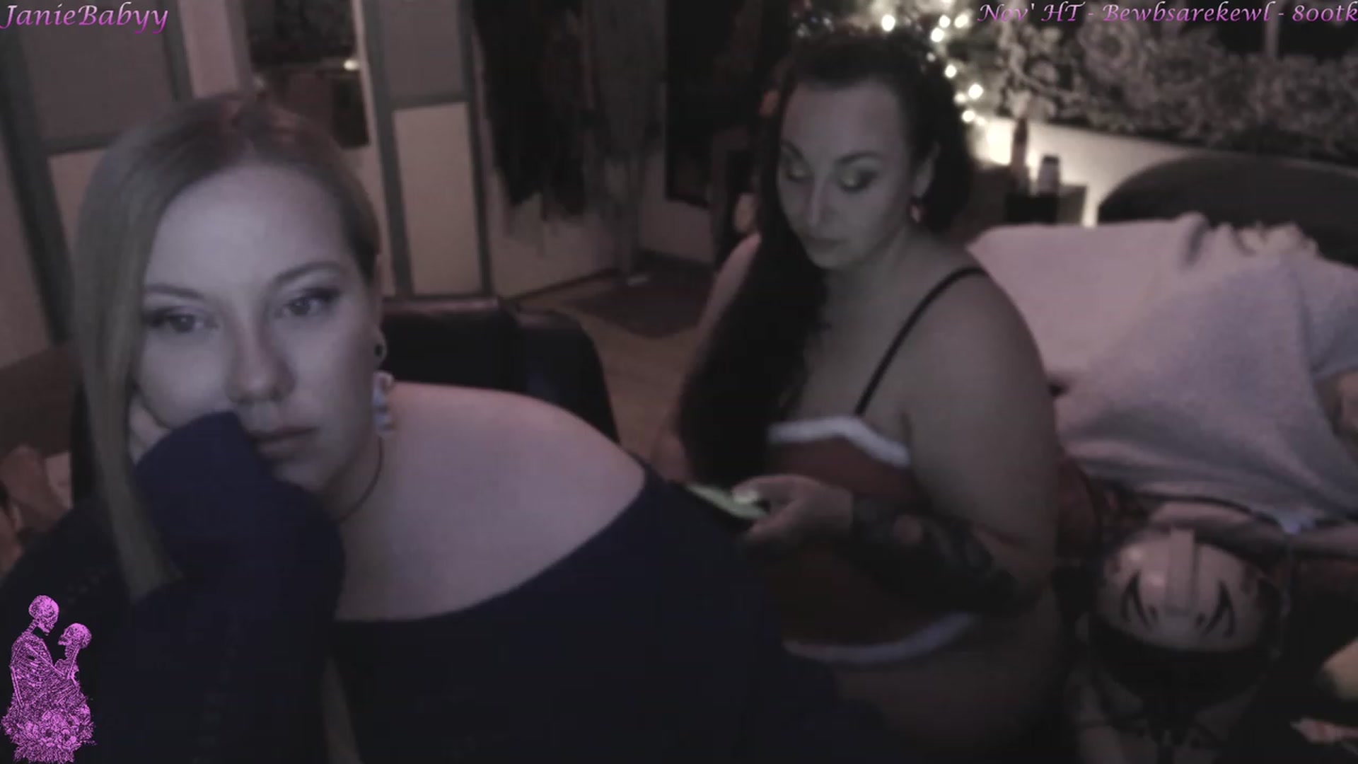 Gallery image thumbnail from JanieBabyy's myfreecams stream on, 12/18/2022, 07:58 image 19 of 20