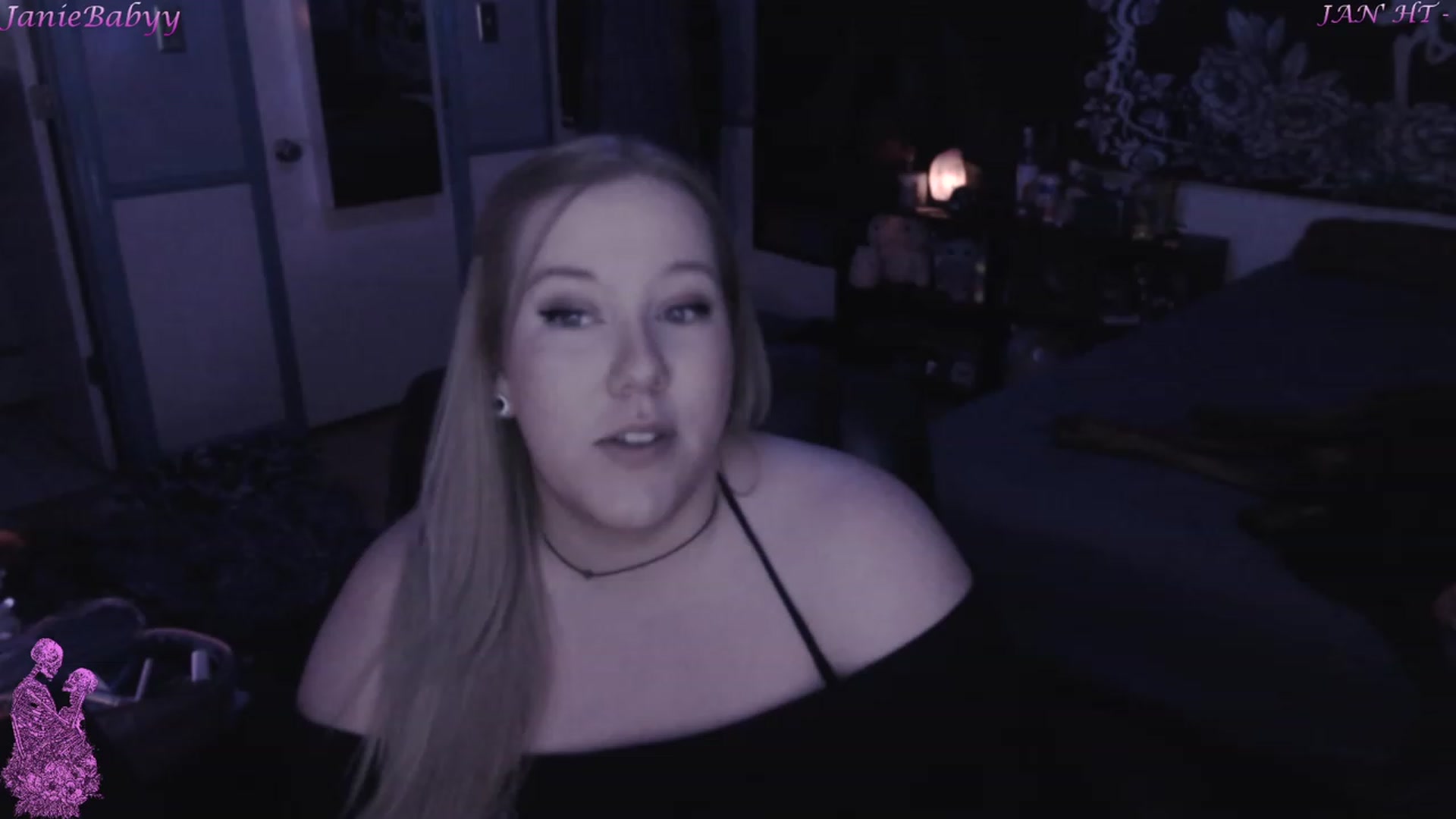 Gallery image thumbnail from JanieBabyy's myfreecams stream on, 01/15/2023, 07:39 image 3 of 20