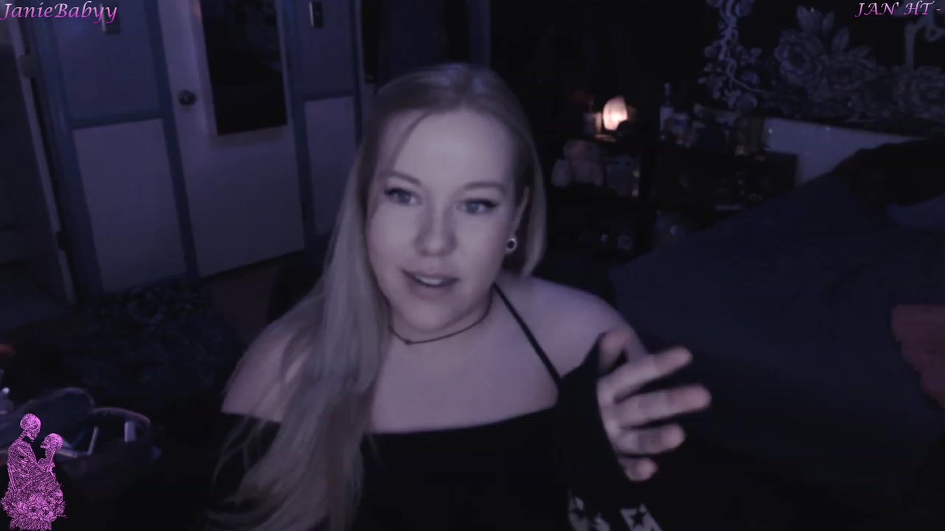 Gallery image thumbnail from JanieBabyy's myfreecams stream on, 01/15/2023, 07:39 image 10 of 20