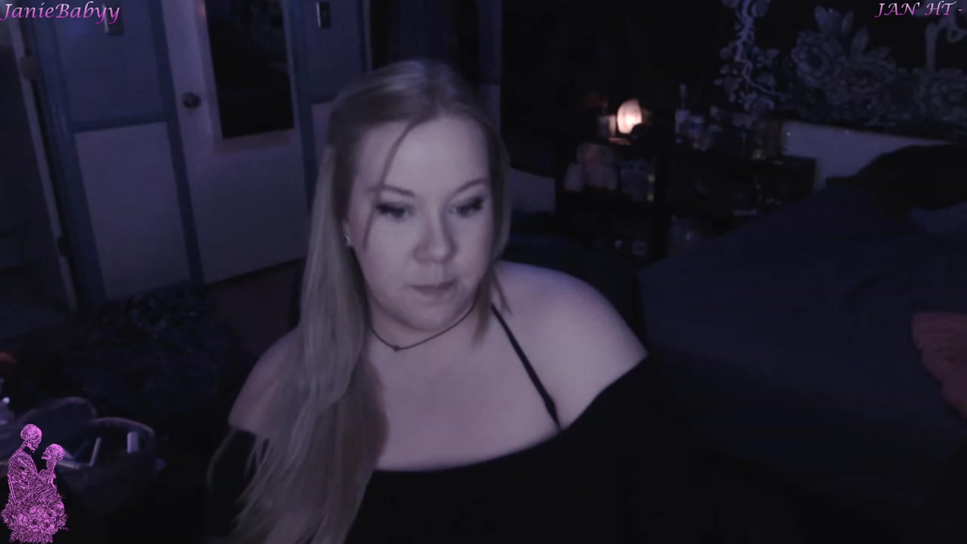 Gallery image thumbnail from JanieBabyy's myfreecams stream on, 01/15/2023, 07:39 image 13 of 20