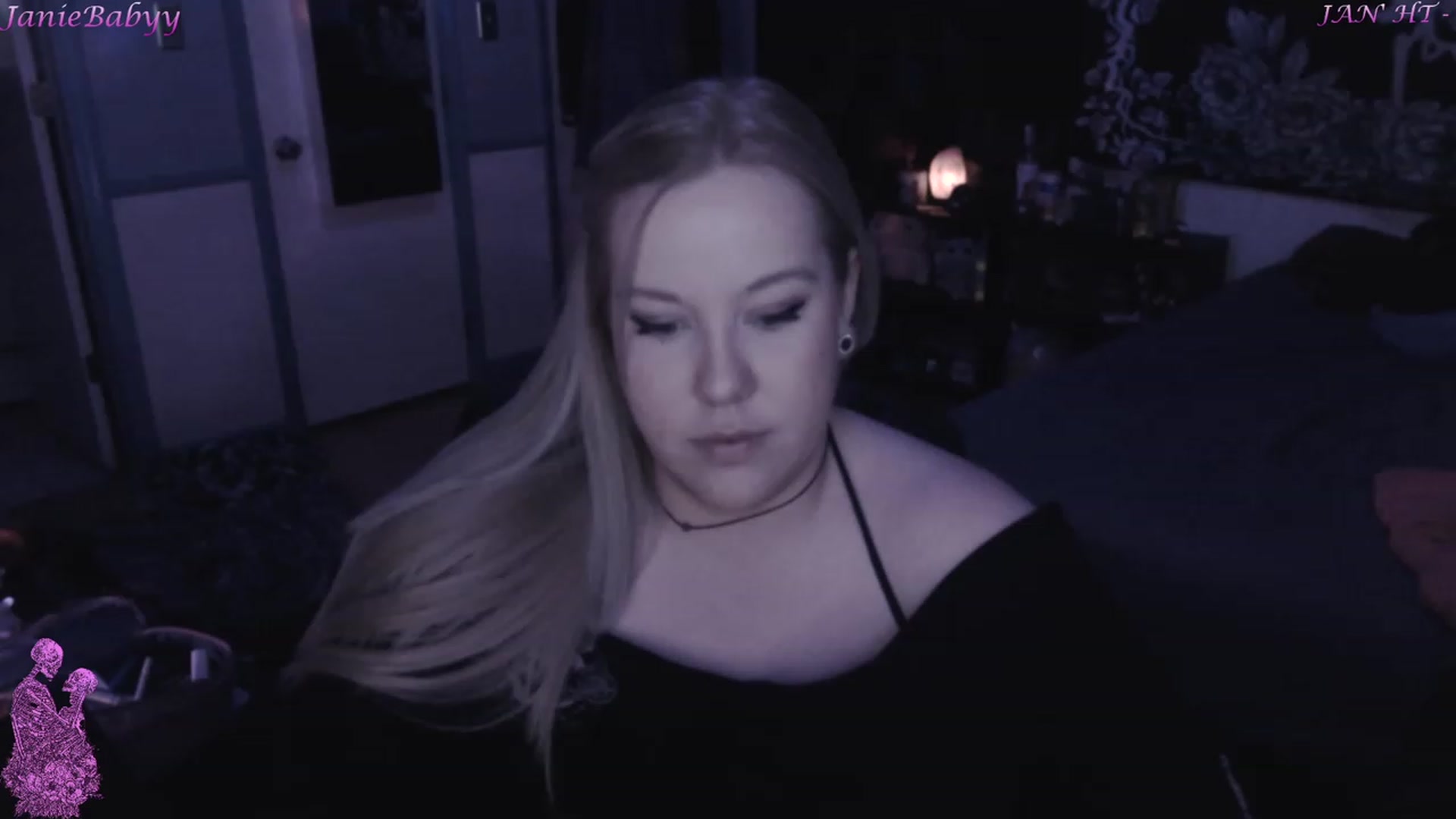 Gallery image thumbnail from JanieBabyy's myfreecams stream on, 01/15/2023, 07:39 image 16 of 20